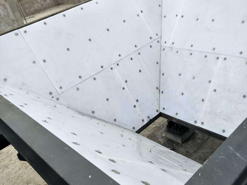 高分子(zi)聚乙烯(xi)襯闆