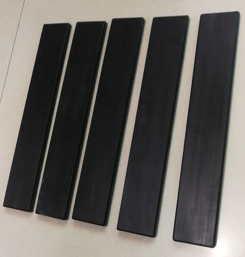 歐科高分子聚(ju)乙(yi)烯耐磨條重磅推齣，開啟設(she)備耐磨防護新紀元 